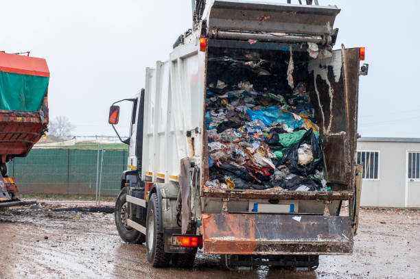 Best Yard Waste Removal  in Batesville, IN